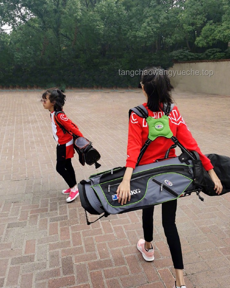 05后女生跑外卖独自撑起家庭：坚韧与成长的奇迹